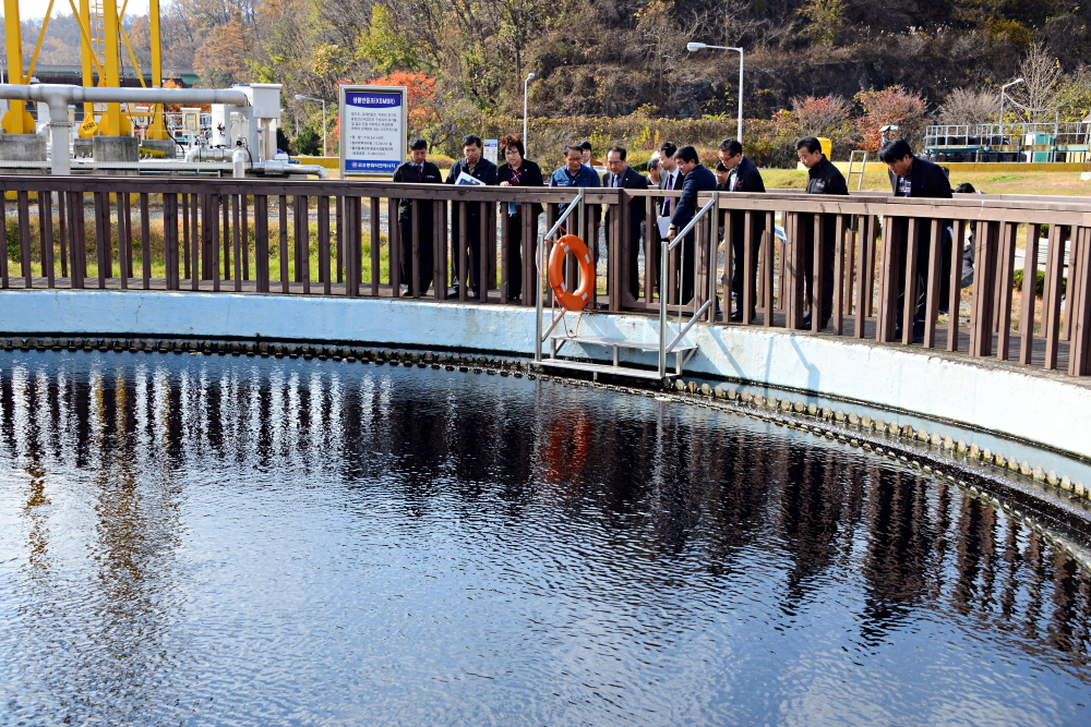 군정 주요 시설 확인