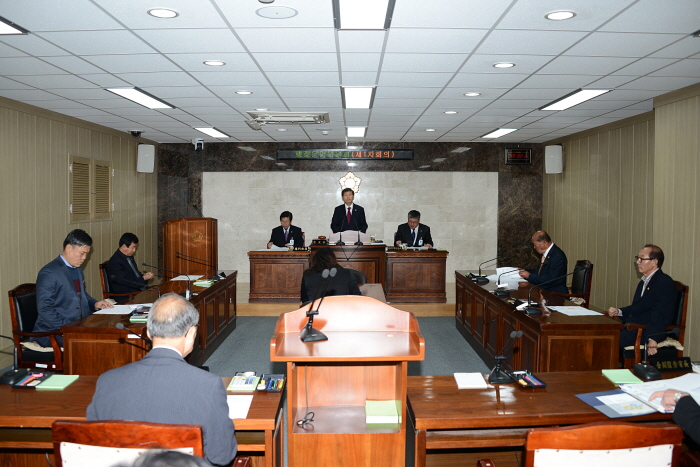 제221회 옥천군의회 임시회