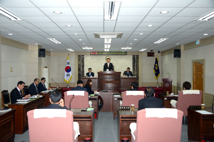 제221회 옥천군의회 임시회