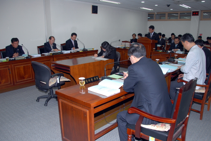 제206회 옥천군의회 임시회