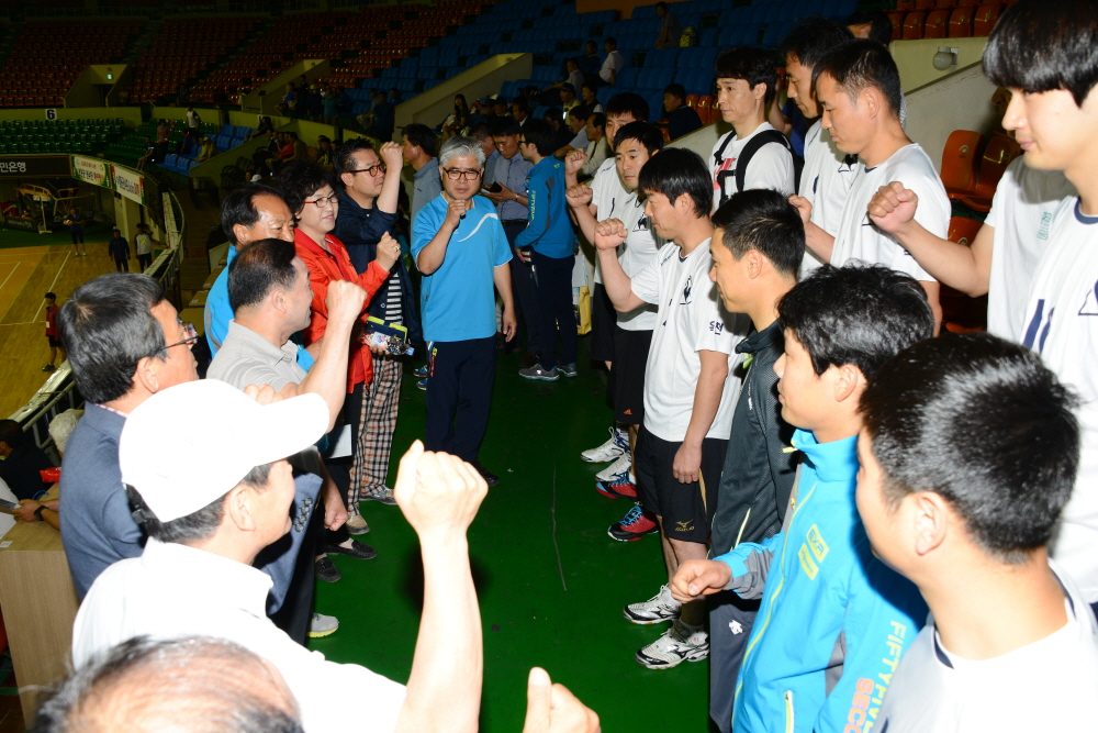 충북도민 체육대회 선수단 격려