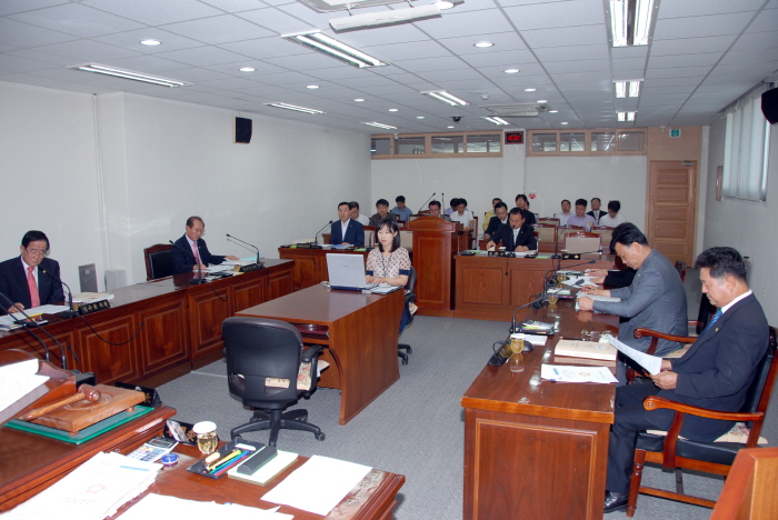 제197회 옥천군의회 임시회