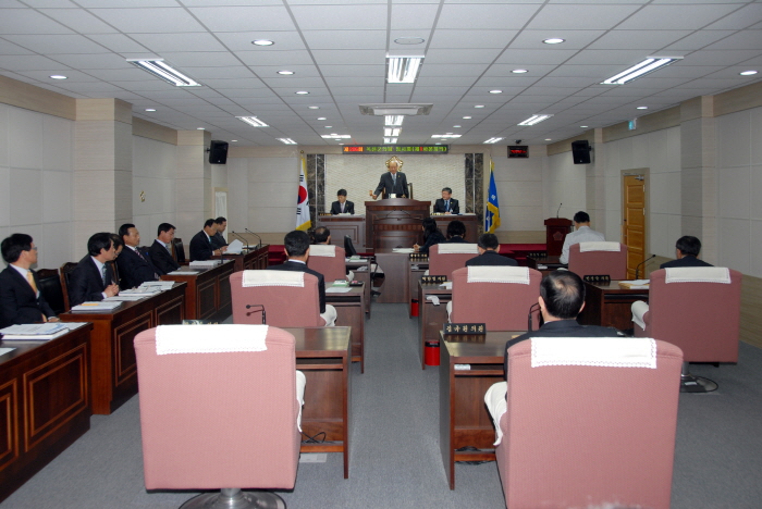 제206회 옥천군의회 임시회