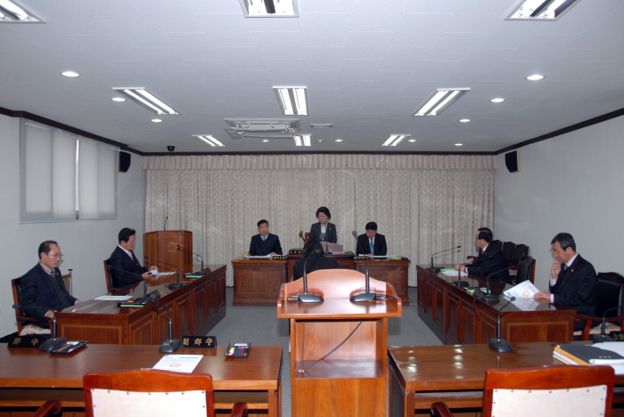 제194회 옥천군의회 임시회