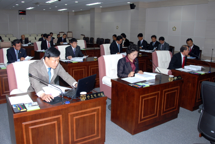 제202회 옥천군의회 임시회