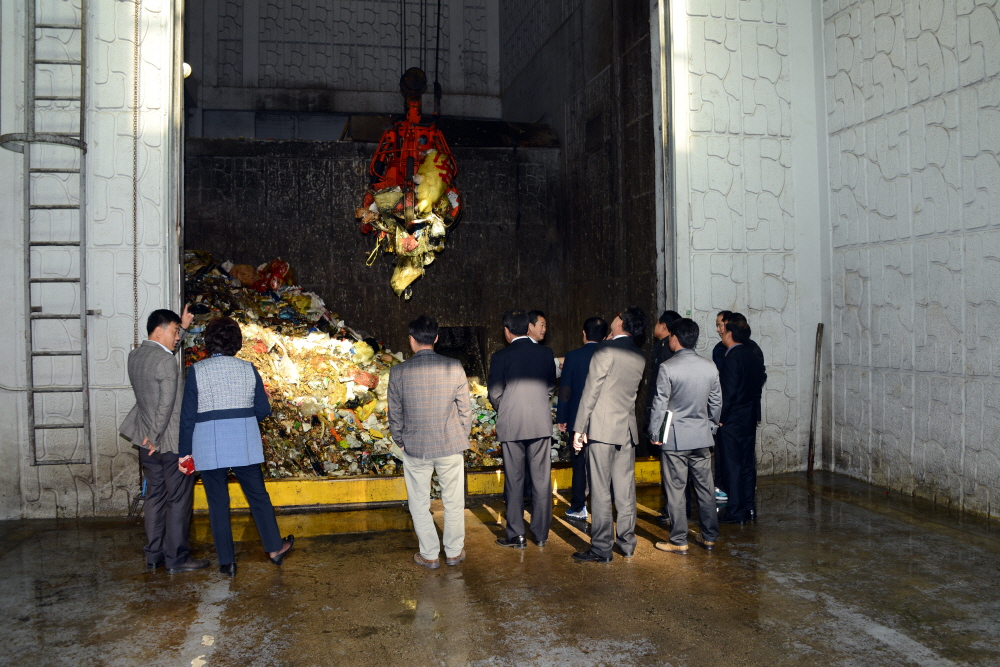 군정 주요 시설 확인