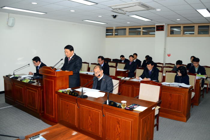 제214회 옥천군의회 임시회