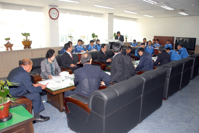 의원정례간담회