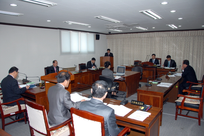 제196회 옥천군의회 임시회