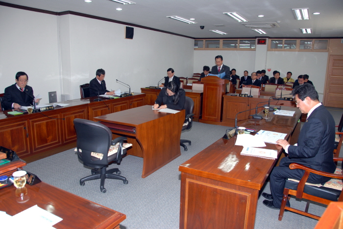 제194회 옥천군의회 임시회