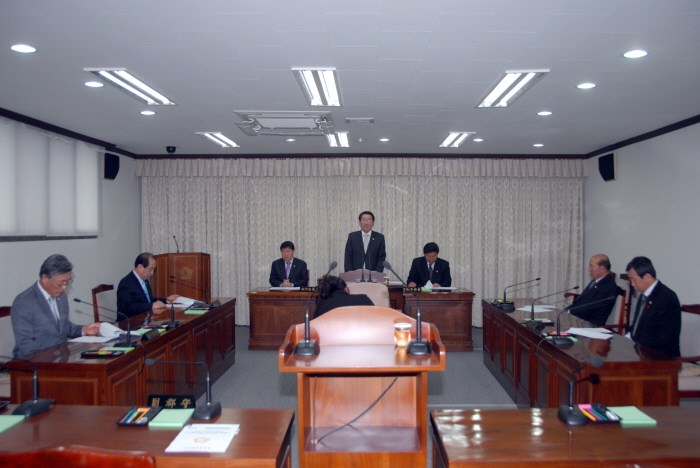 제184회 옥천군의회 임시회