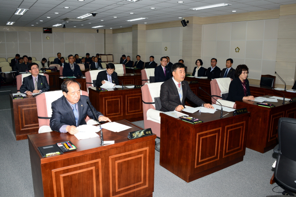 제230회 옥천군의회 임시회