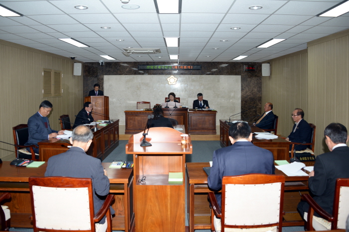 제221회 옥천군의회 임시회