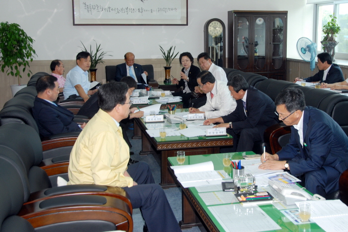 의원정례간담회