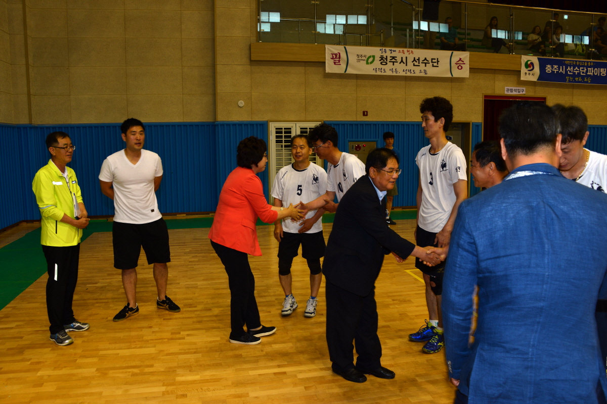 충북도민체육대회 선수단 격려