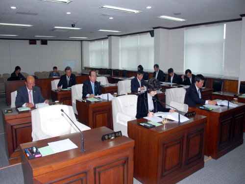 제182회 옥천군의회 임시회