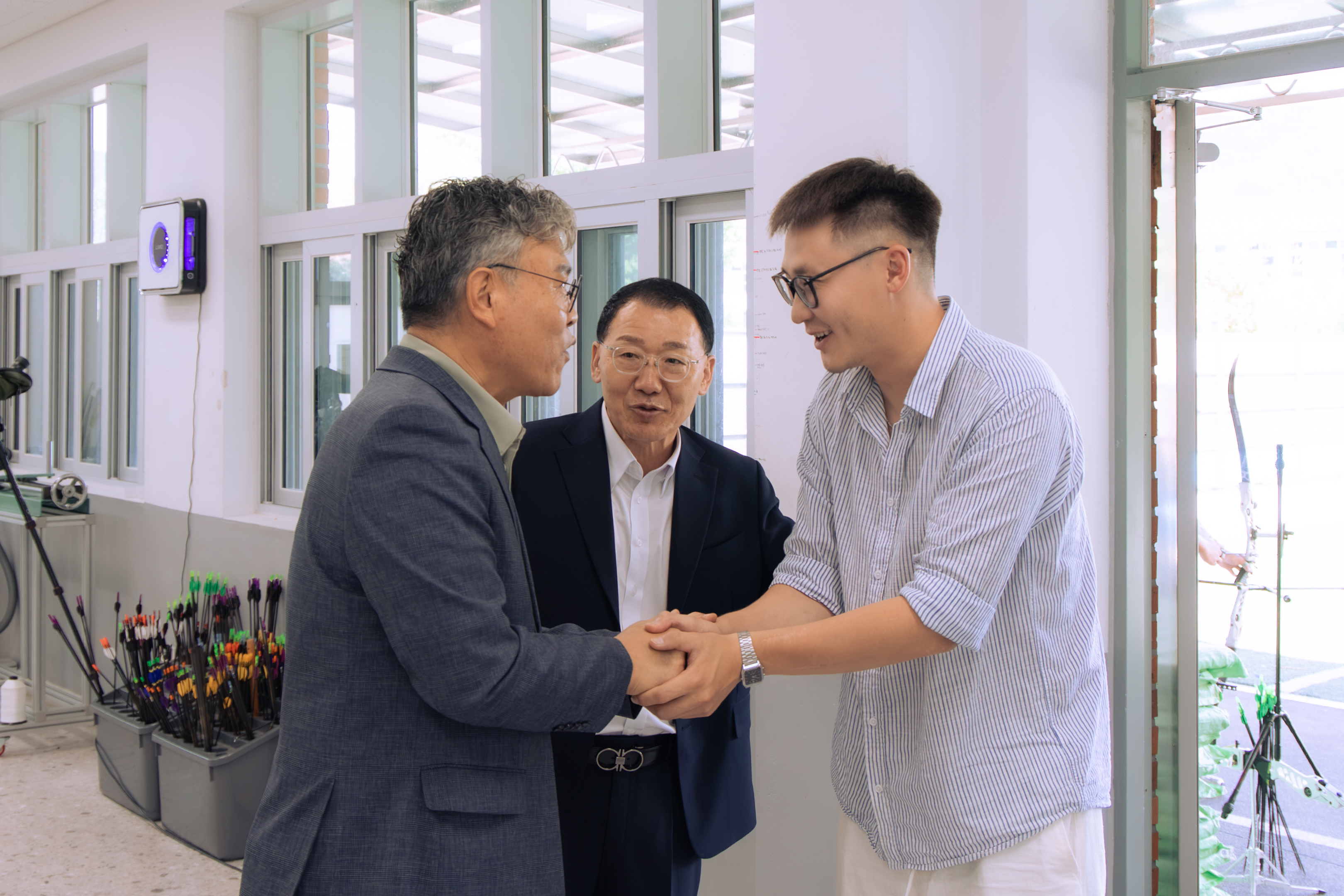 '2026.8.14- 몽골 바양주르흐구 양궁부 학생 초청(이원초등학교)' 게시글의 사진(3) 'YOON8265-1.jpg'