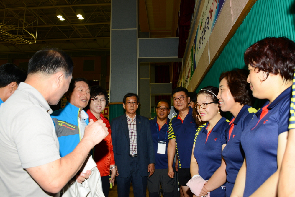 충북도민 체육대회 선수단 격려