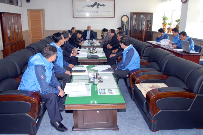 의원정례간담회