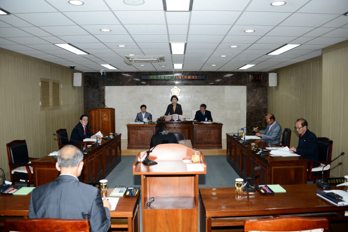 제219회 옥천군의회 임시회