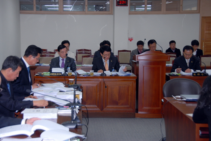 제203회 옥천군의회 제2차정례회