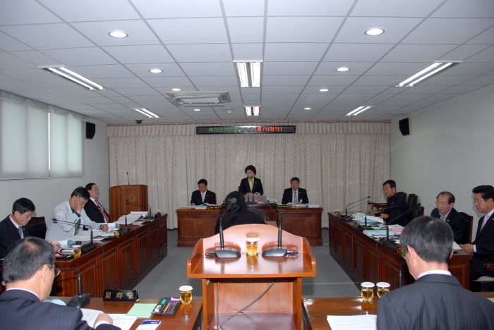 제206회 옥천군의회 임시회