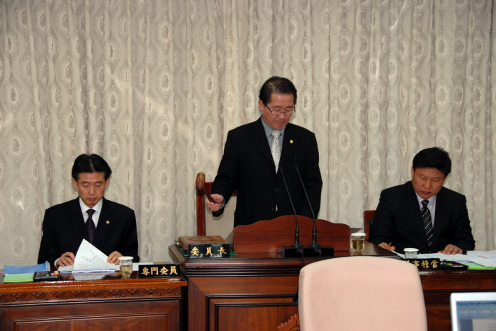 제185회 옥천군의회 임시회