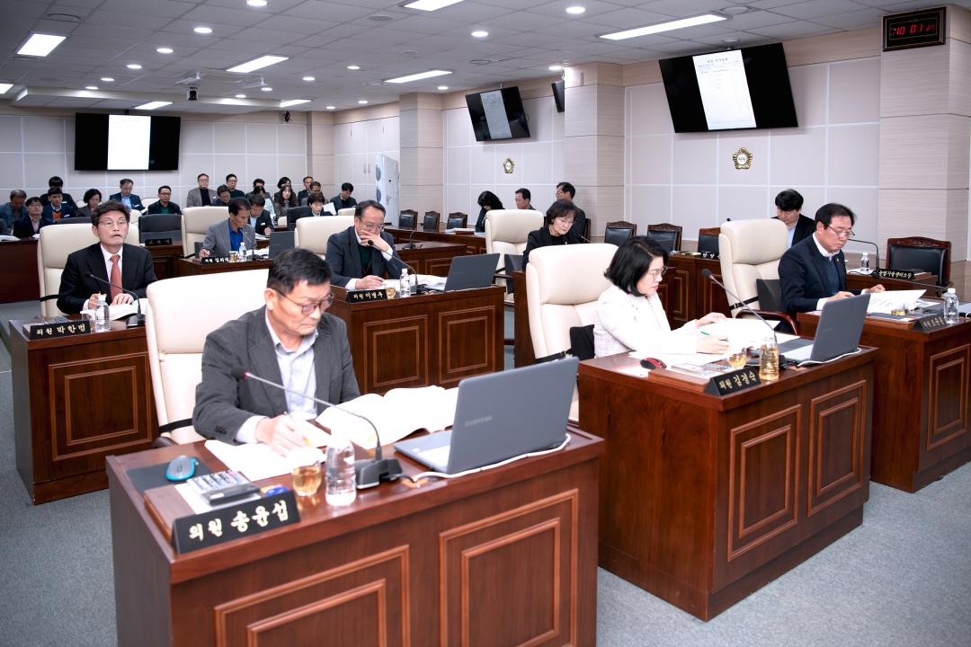 제320회 옥천군의회 임시회 본회의 제7차회의