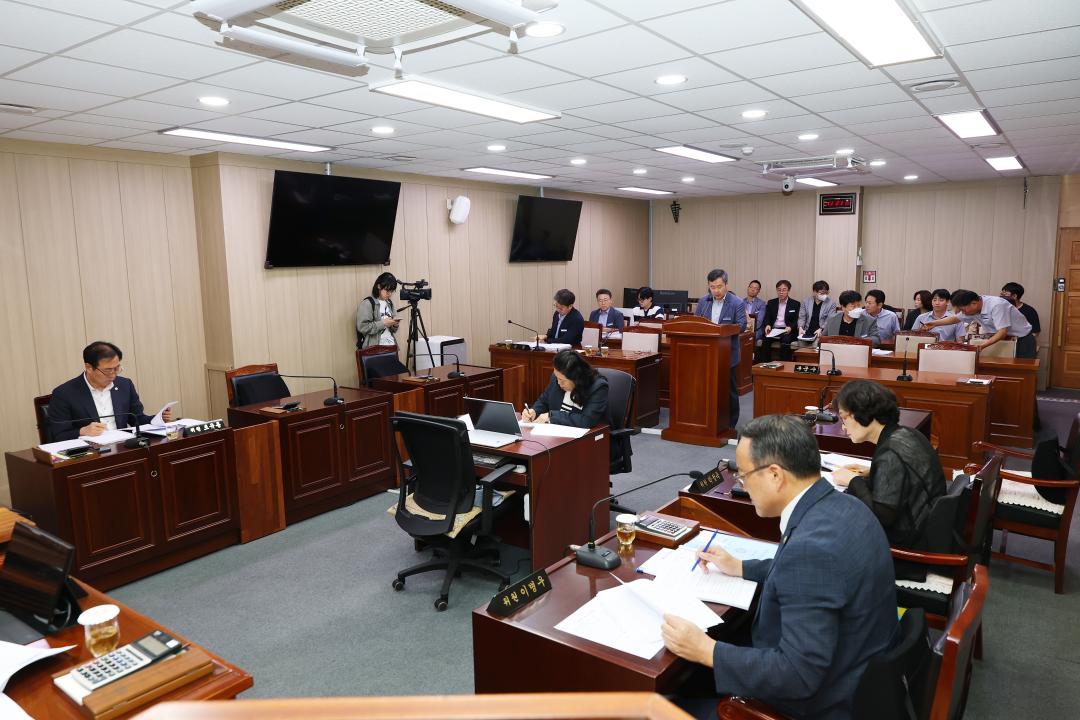 제326회 옥천군의회 임시회 행정운영위원회 제1차회의
