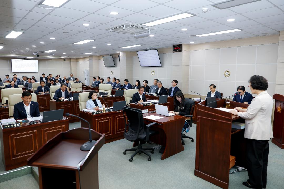 제326회 옥천군의회 임시회 본회의 제3차회의