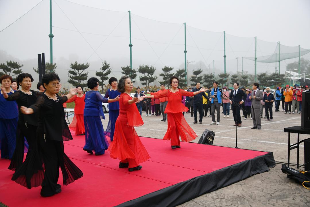 이원면 주민과 함께하는 힐링걷기대회（이원묘목공원）