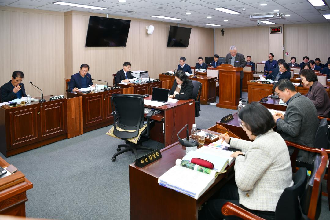 제321회 옥천군의회 제2차 정례회 예산결산특별위원회 제5차회의