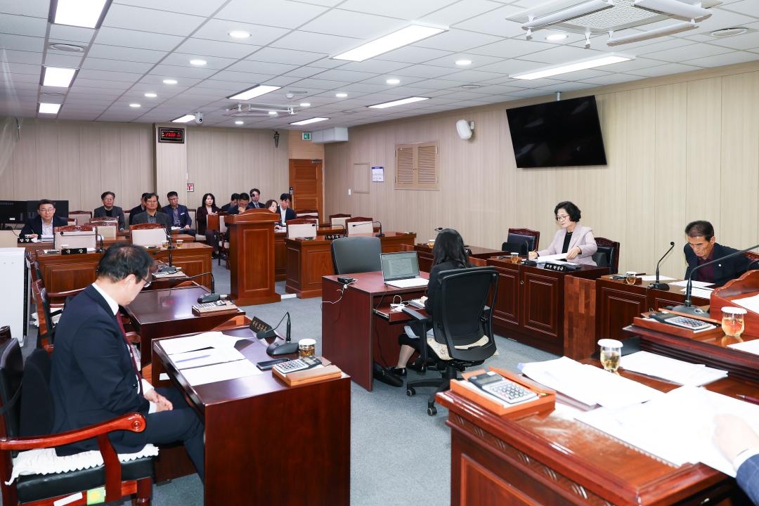 옥천군의회 임시회 산업경제위원회 제1차회의