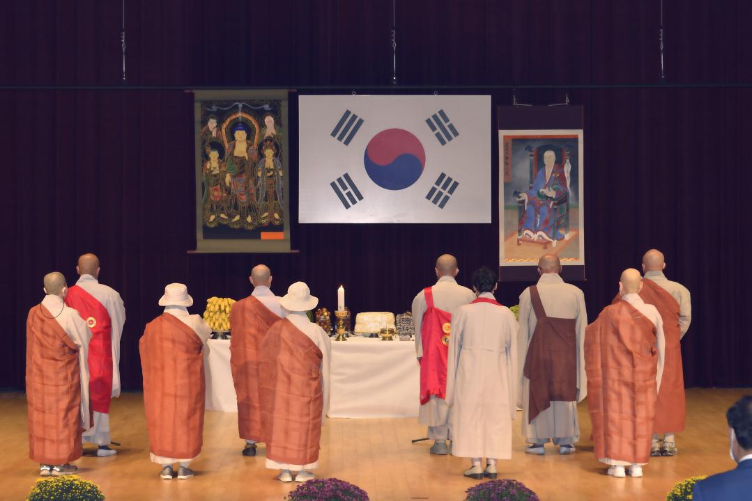 옥천군의회 팔백의승과 기허당 영규대사 충혼대제 （관성회관）