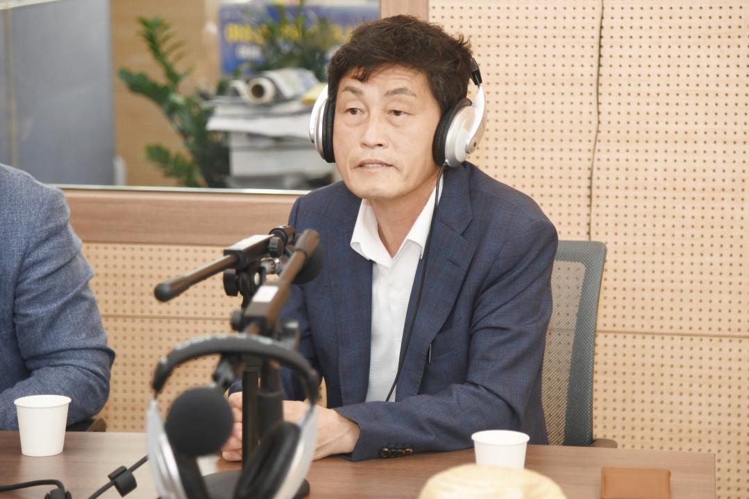 군의장, 군수 FM공동체라디오 방송 녹화