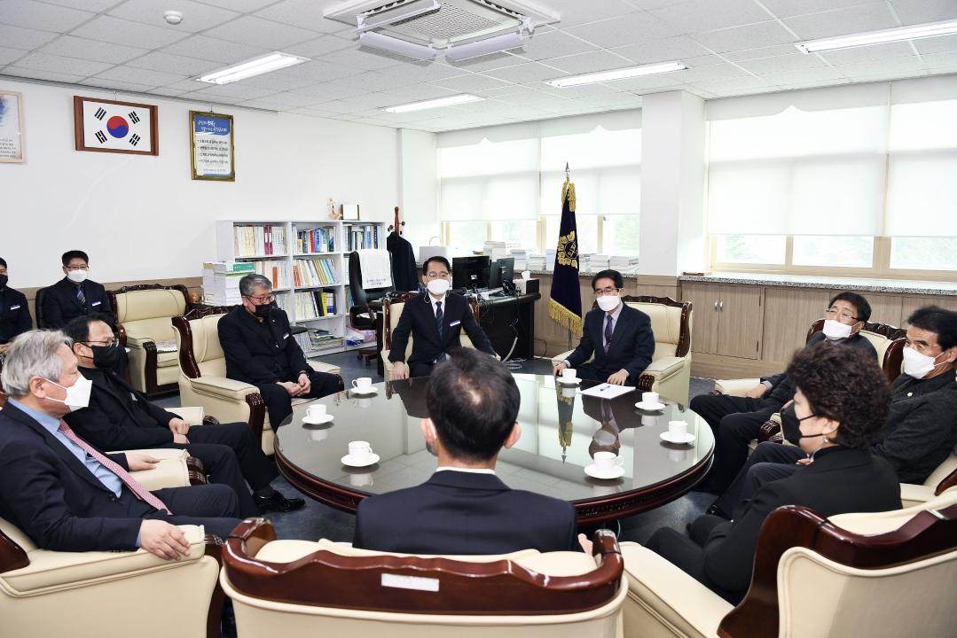 권** 신임 부군수 의회 방문