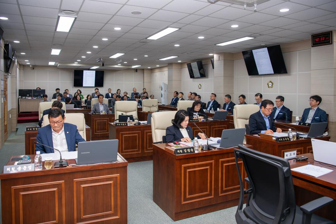 제319회 옥천군의회 임시회 본회의 제2차회의