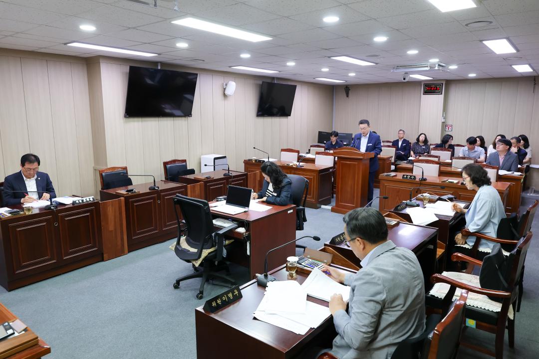 제325회 옥천군의회 제1차 정례회 행정운영위원회 제1차회의